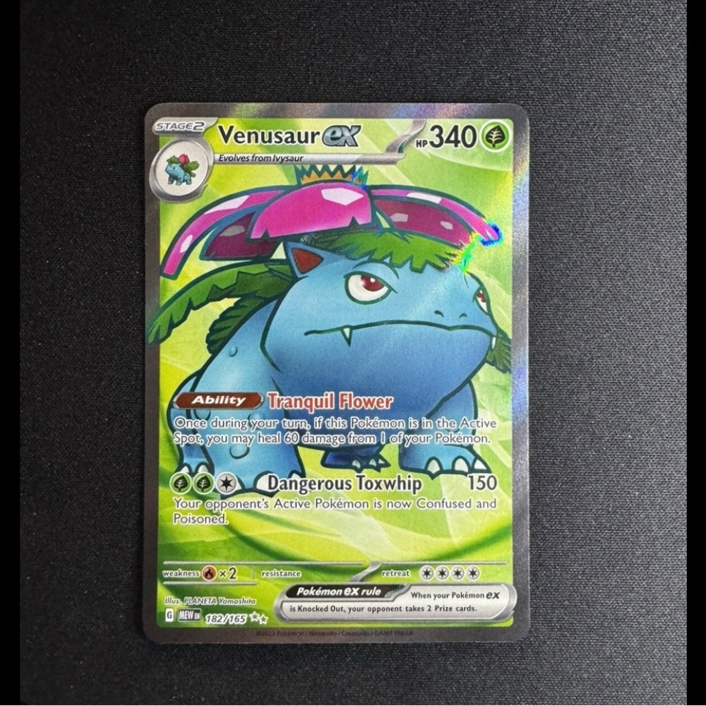 Venusaur EX Pokémon Card - 182/165